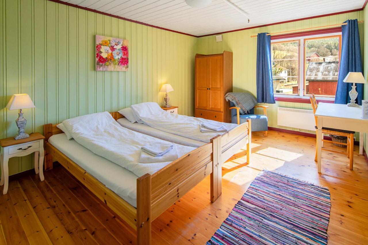 Fyresdal Gjestehus Moland Exteriör bild